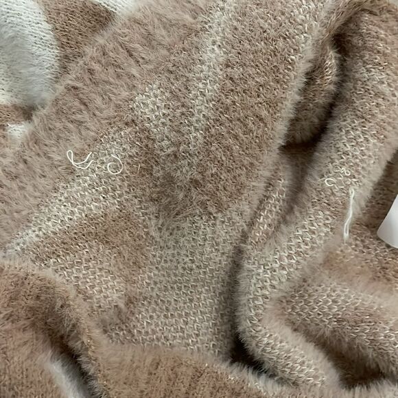 Hollister Cream and Brown Marbled Crew Neck Sweater Womens Size Large - Picture 10 of 11